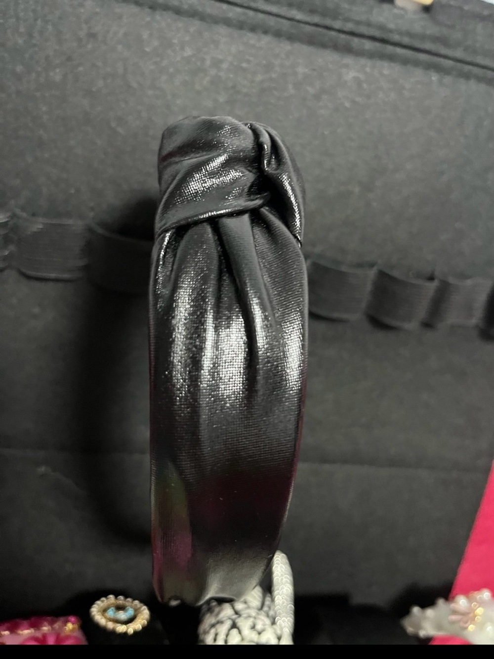 Black Knotted Satin Headband - Unbranded